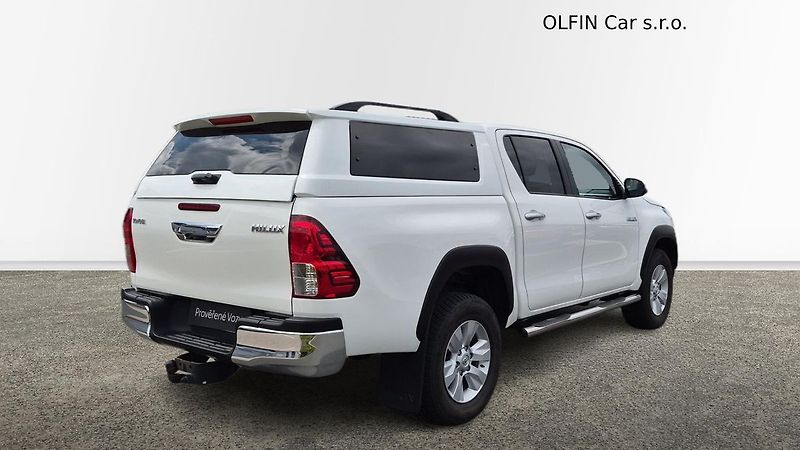 Toyota Hilux Active  2.4L Diesel 6M/T 4x4 - fotka 2 z 23