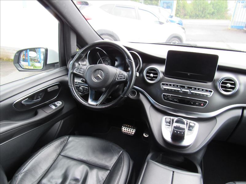 Mercedes-Benz Třídy V 2,1 V250 Avantgarde Long Autom - fotka 16 z 35