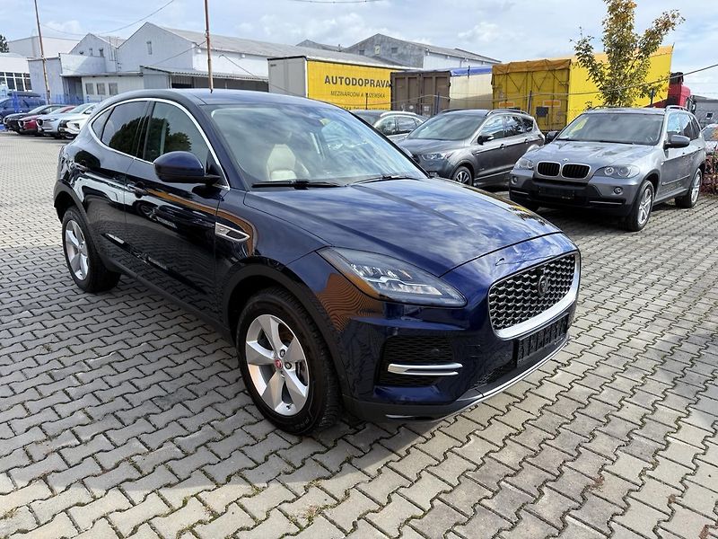 Jaguar E-Pace (2021) 2.0D,4WD,FACELIFT,ZÁRUKA - fotka 40 z 56