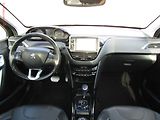 Peugeot 2008 (2019) 1.2PT, Crossway, AT, panor - náhled 8