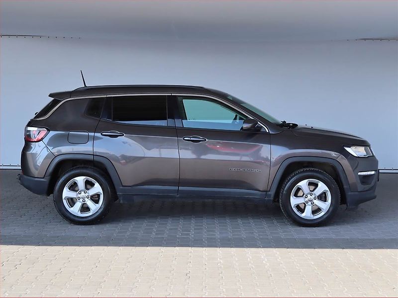 Jeep Compass (2019) 1.6 MultiJet, Tempomat - fotka 6 z 21