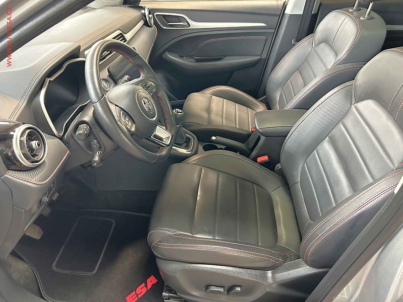 MG ZS (2024) 1.0 T-GDi, Essential - fotka 9 z 17