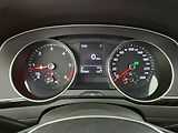 Volkswagen Passat (2018) 2.0 TDI, Automat, Navi - náhled 11