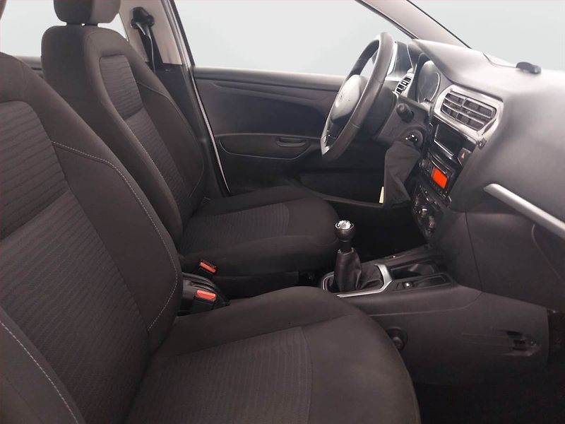 Peugeot 301 (2014) 1.2 VTi, Serv.kniha - fotka 9 z 17