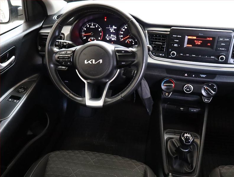 Kia Rio (2022) 1.2 DPI, Serv.kniha - fotka 9 z 17