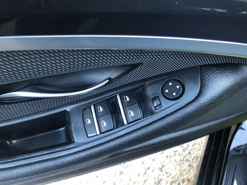 BMW Řada 5 (2015) 518d Touring NAVI velmi pěkný - fotka 49 z 76
