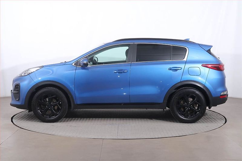 Kia Sportage (2021) Black Edition 1.6 CRDi - fotka 3 z 26
