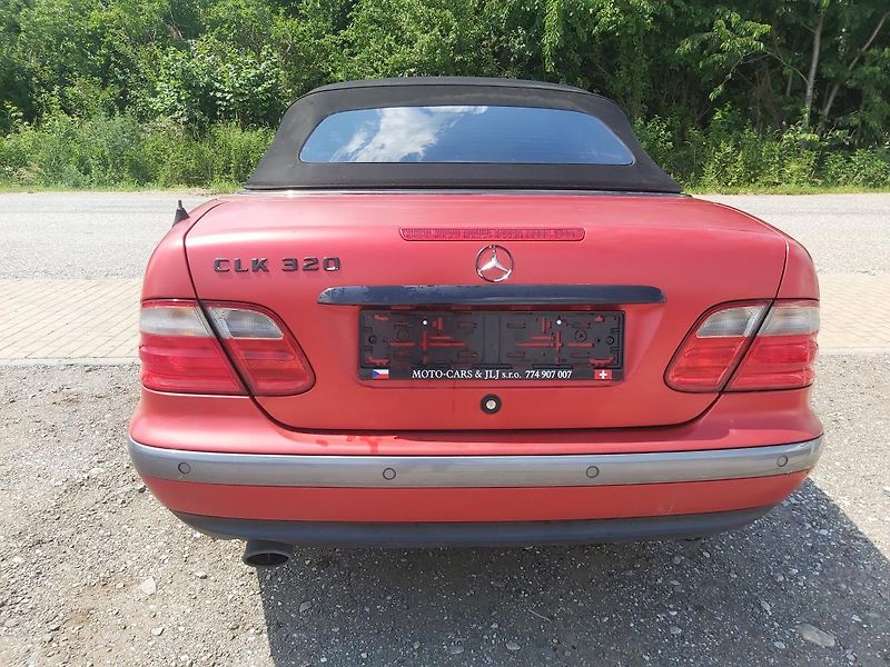 Mercedes-Benz CLK (1998)  320, 160 KW - fotka 13 z 41