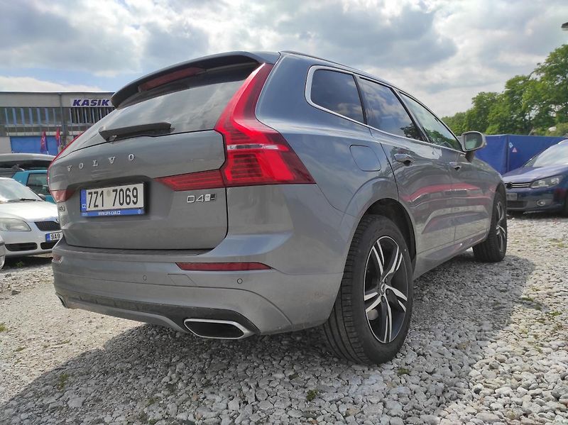 Volvo XC60 - fotka 6 z 18