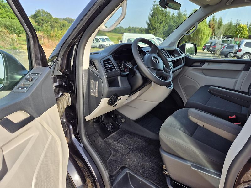 Volkswagen Transporter (2018) T6 110Kw Comfort  - fotka 19 z 33