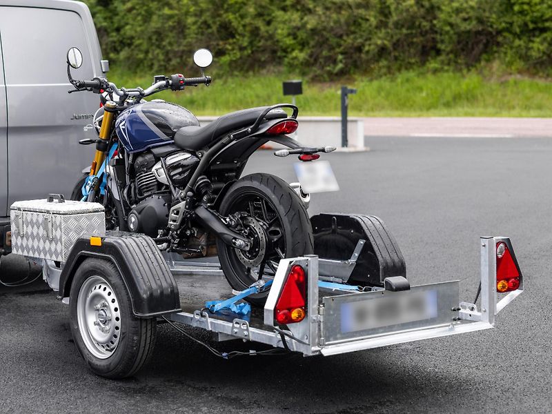 Debon (2026) MOTO 1, přívěs pro 1 motocykl - fotka 5 z 8