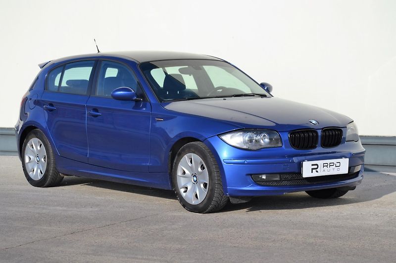 BMW Řada 1 118i / 105 kW / MANUÁL - fotka 6 z 38