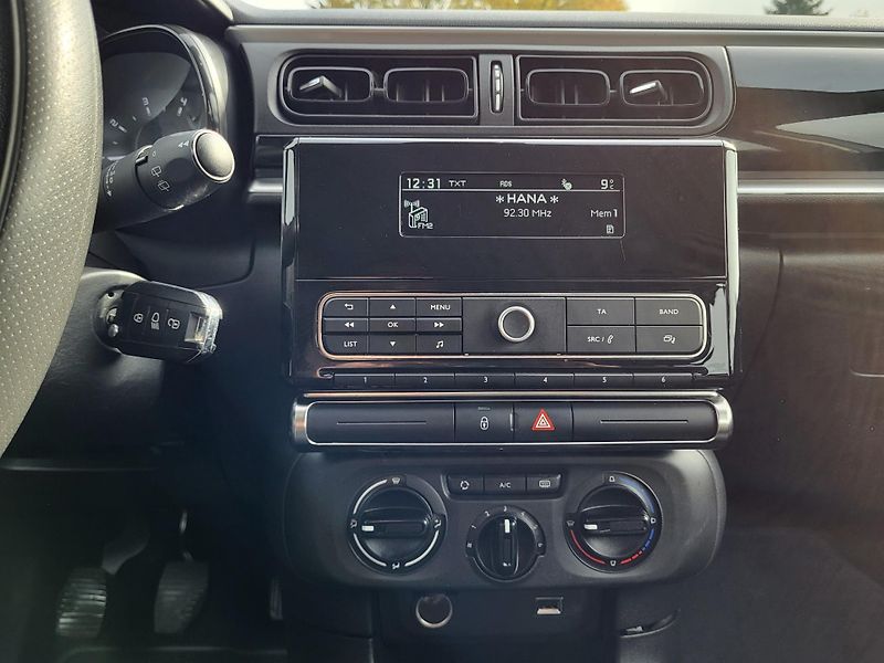 Citroën C3 1.2 PureTech 82k S&S FEEL *ČR - fotka 12 z 40