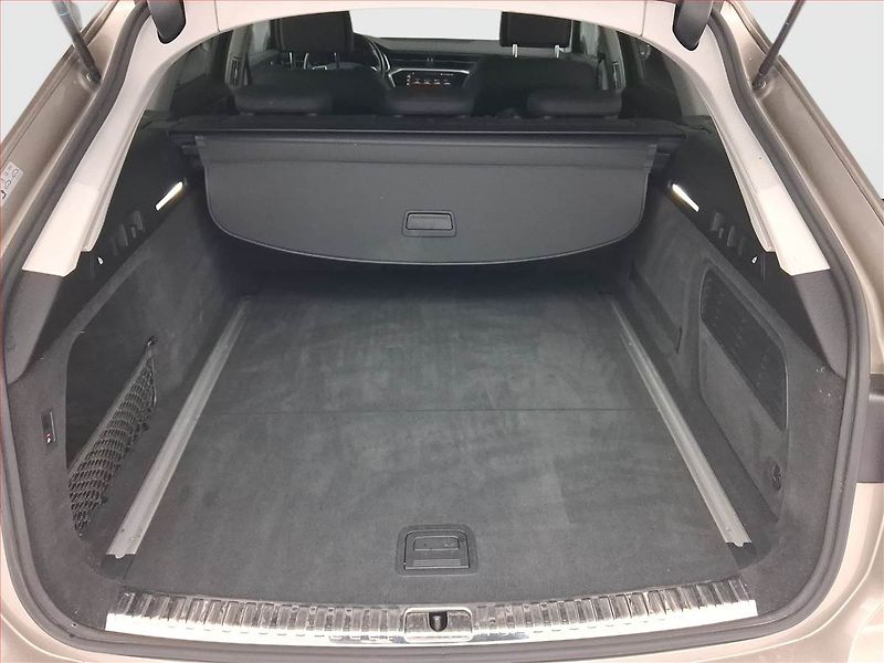 Audi A6 (2020) 45 TDI - fotka 14 z 29