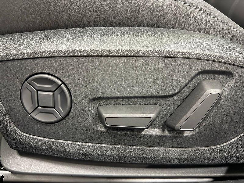 Audi A6 Allroad (2026) TDI 220 KW QUATTRO, WEBASTO, P - fotka 28 z 32