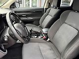 Mitsubishi Outlander (2019) 2.0i Mivec Navi Kamera - náhled 27