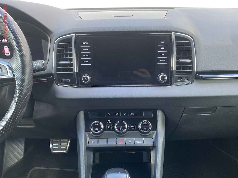 Škoda Karoq (2019) 2.0 TSi 4x4, SportLine, DSG - fotka 13 z 21
