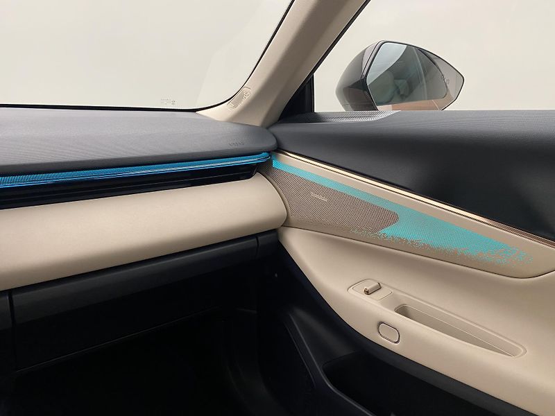 Lynk & Co 08 (2025) MORE PHEV - fotka 70 z 72