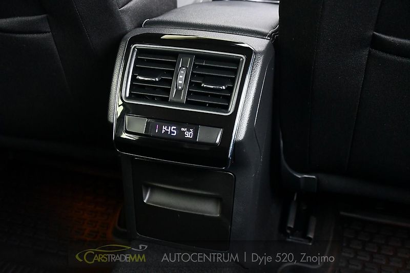 Škoda Superb 2.0TDi  - fotka 50 z 58
