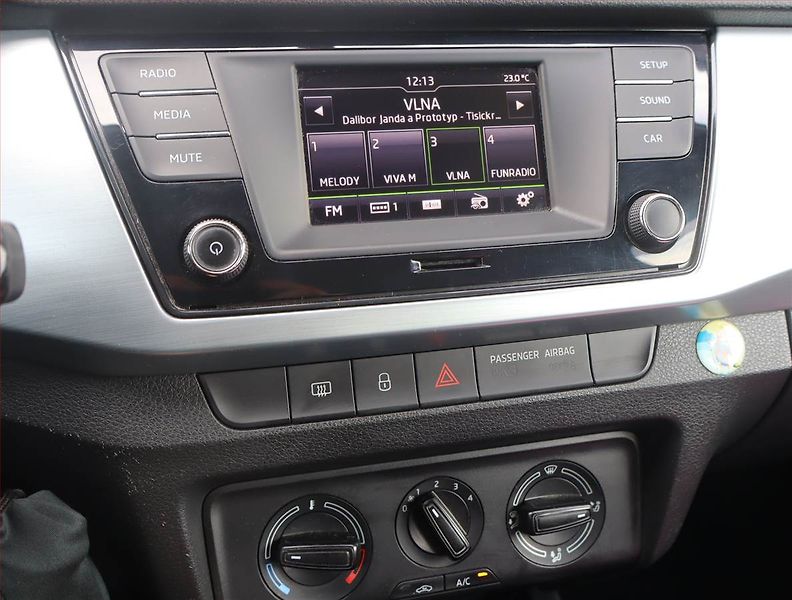 Škoda Fabia (2015) 1.2 TSI - fotka 12 z 16