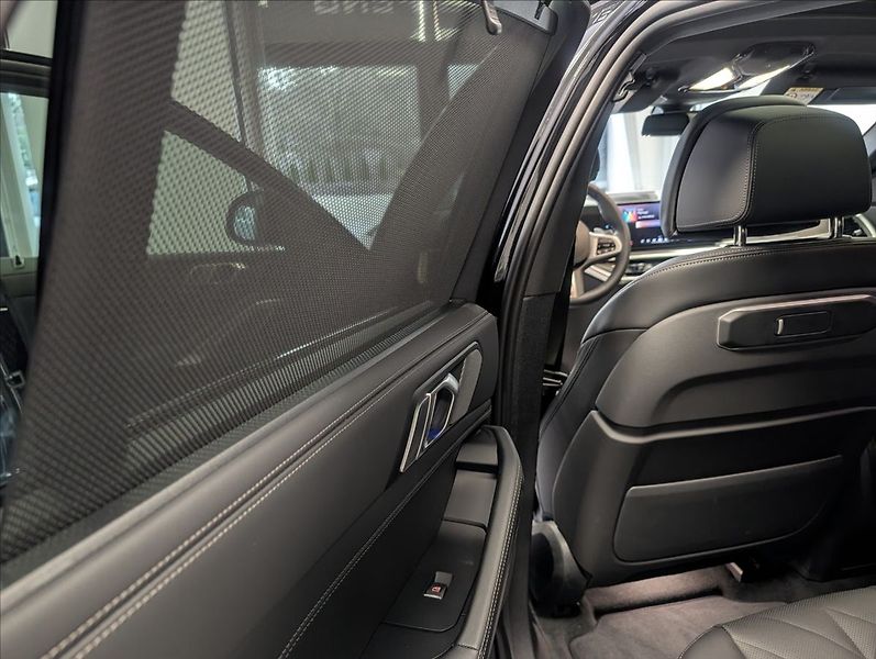 BMW X6 xDrive 30d M Sport - fotka 28 z 38