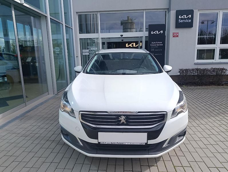 Peugeot 508 (2016) 2. MAJITEL SERVISNÍ KNIHA  - fotka 2 z 13