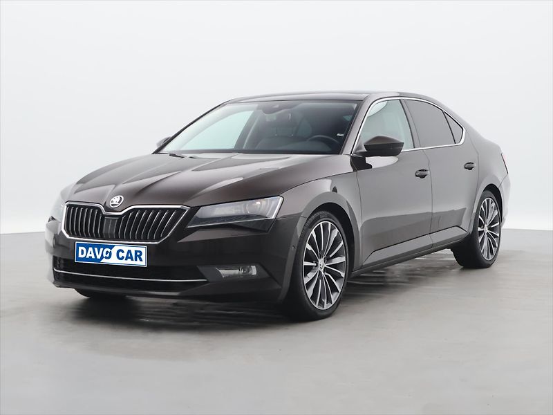 Škoda Superb 2.0 TDI 140kW 4x4 Style CZ - fotka 3 z 40