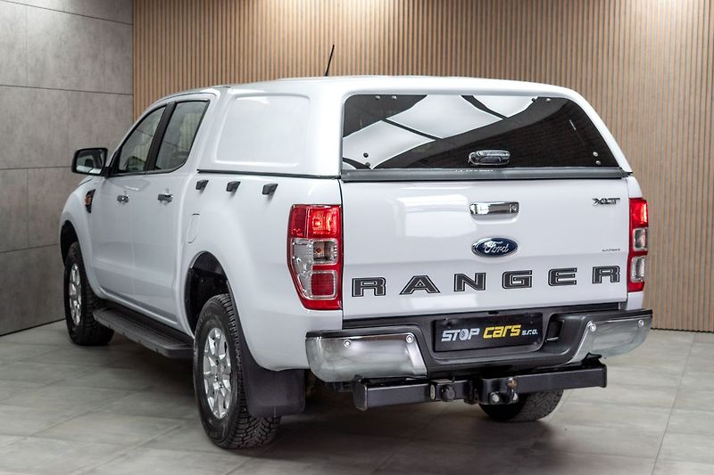Ford Ranger 2.0 XLT*Naviják*4x4*TAŽNÉ*ČR 1 - fotka 4 z 46