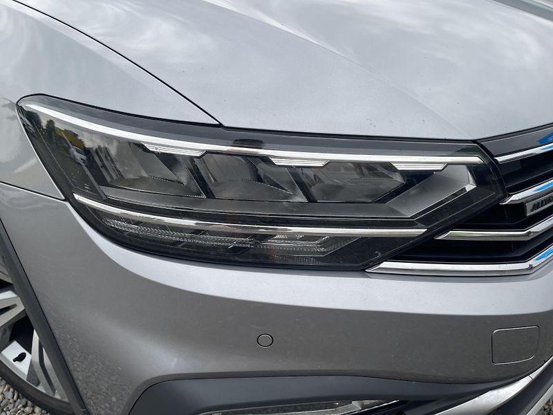 Volkswagen Passat Variant 2.0TDi Alltrack DSG 4x4 DPH ČR - fotka 4 z 42