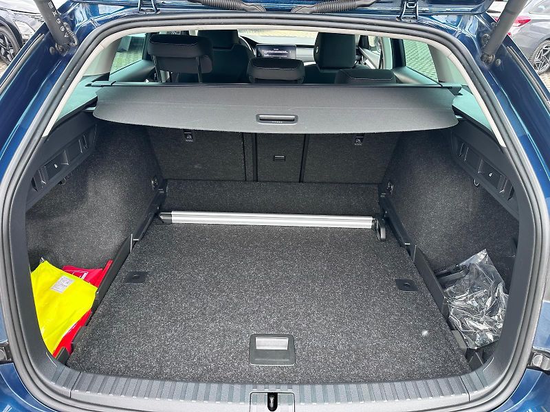 Škoda Octavia 2,0 TDI 110kW DSG Style - fotka 17 z 17