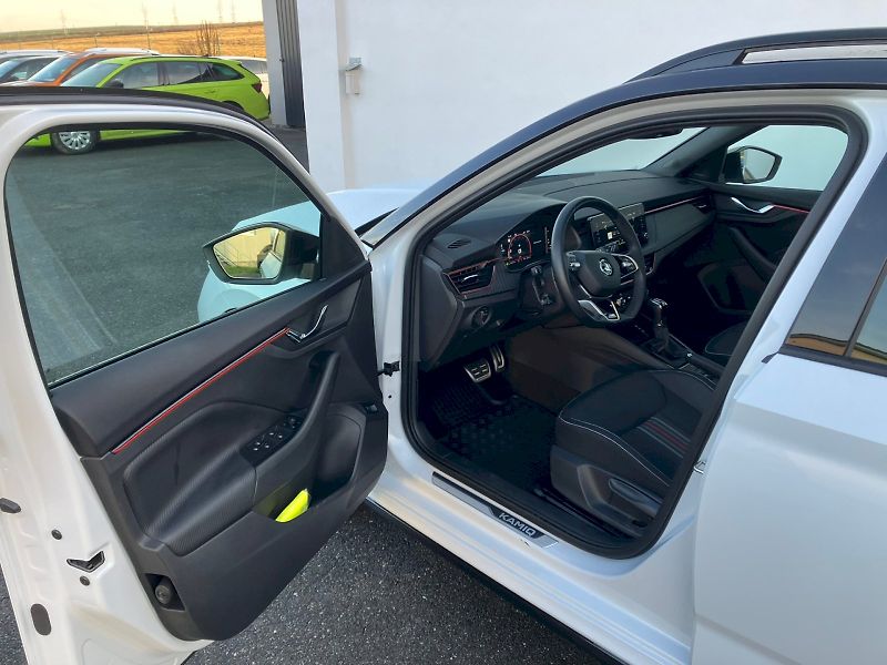 Škoda Kamiq (2025) MONTE CARLO TSI 85/1.0 A7F - fotka 9 z 38
