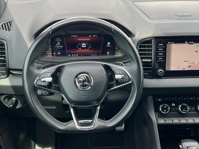 Škoda Karoq 1,5 TSi 110kW 7DSG SPORTLINE - fotka 15 z 27