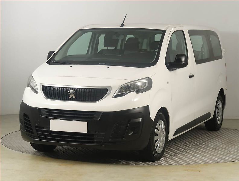 Peugeot Expert (2017) 1.6 BlueHDi, Bus, 6Míst, ČR - fotka 2 z 17
