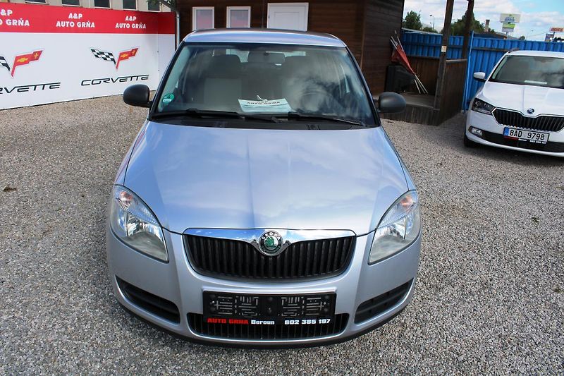 Škoda Fabia (2010) REZERVACE - fotka 2 z 15