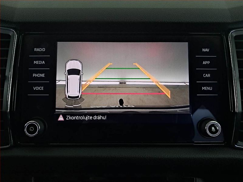 Škoda Kodiaq (2018) 2.0 TDI 4x4, 4X4, Navi - fotka 13 z 18