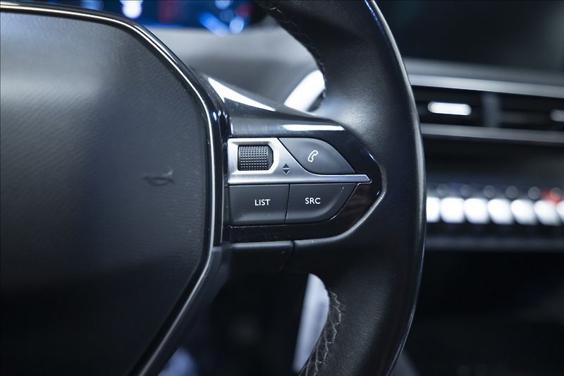 Peugeot 5008 1,2 PT KAMERA VÝHŘEV 7 MÍST ČR - fotka 18 z 36