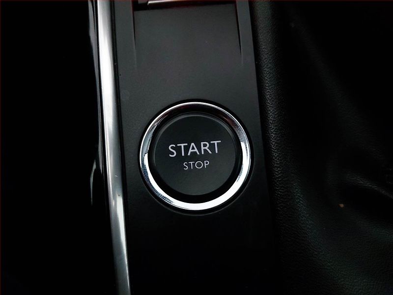 Peugeot 5008 (2018) 1.5 BlueHDi, 7 míst, Kůže - fotka 19 z 22