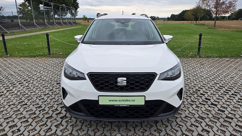 Seat Arona (2022) 1.0 TSI 70 kW Style CZ DPH - fotka 2 z 29