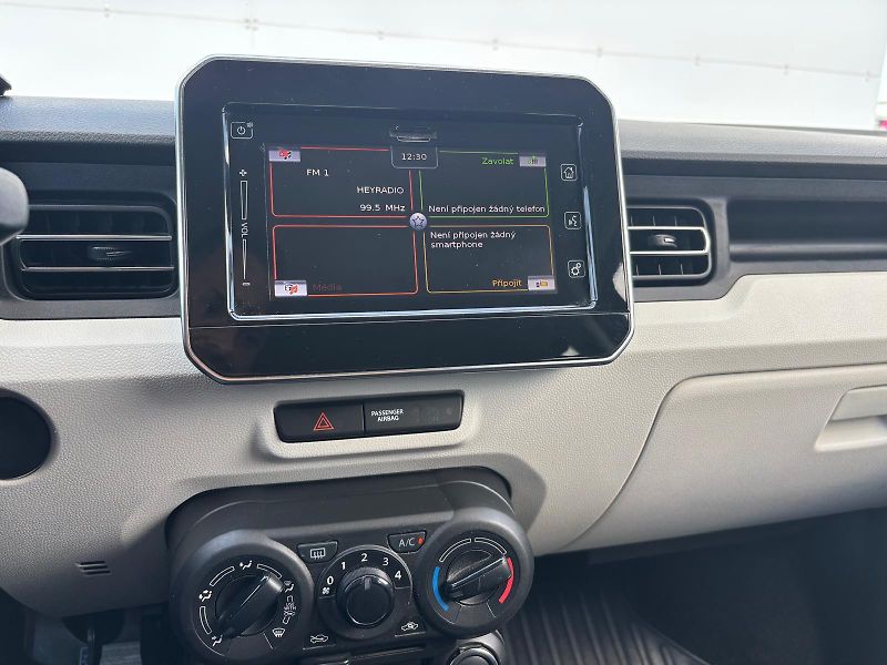 Suzuki Ignis 1,2 DualJet Premium - fotka 18 z 25