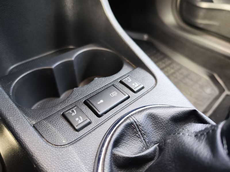 Škoda Fabia 1.6 TDi/55kW Ambiente - fotka 17 z 28