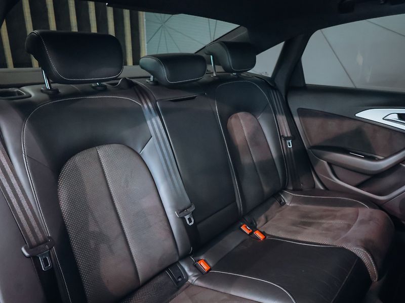 Audi A6 3.0 BiTDI, Quattro S-line - fotka 27 z 29