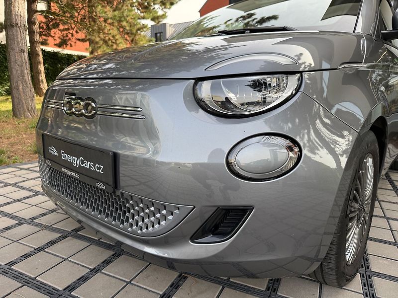 Fiat 500 ICON 42 kWh Kamera - fotka 5 z 35
