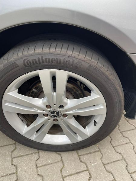 Mercedes-Benz Třídy R (2010) 5.5  PLNÁ VÝBAVA PANORAMA  - fotka 27 z 30