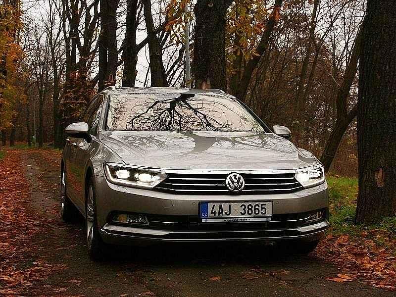 Volkswagen Passat.