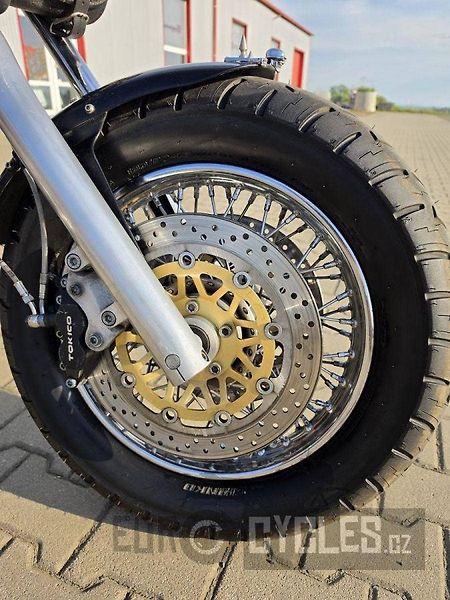 Suzuki VS 1400 GLP Intruder (1991) - fotka 3 z 15