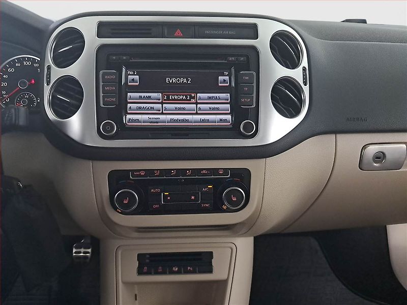 Volkswagen Tiguan (2014) 1.4 TSI, Serv.kniha, Kůže - fotka 12 z 16