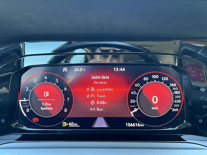 Volkswagen Golf 1.0TSi 81kw NAVI KOUPENO V ČR - fotka 16 z 46