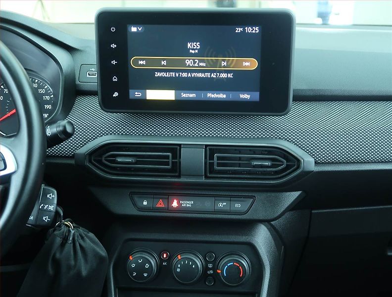 Dacia Sandero (2022) 1.0 TCe LPG, LPG, Serv.kniha - fotka 12 z 17