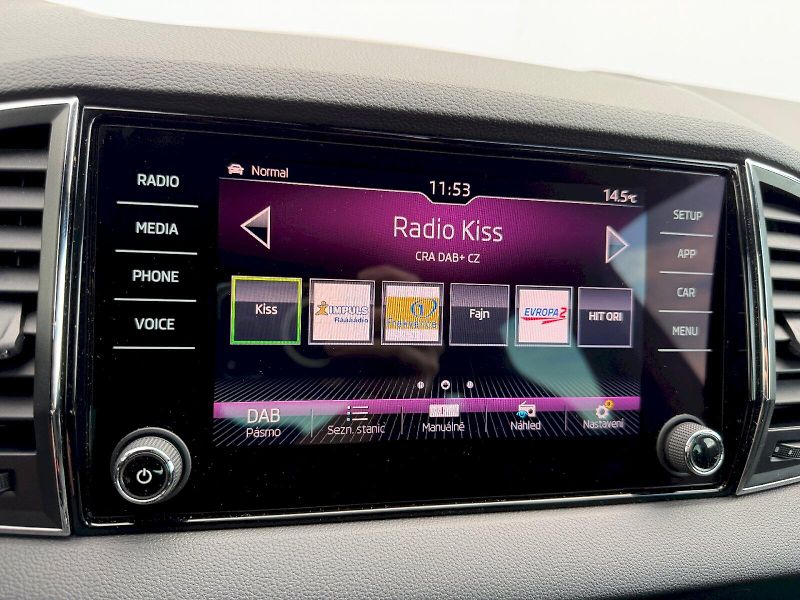 Škoda Karoq (2019) 1.5 TSI 110kW DSG SportLine - fotka 23 z 35