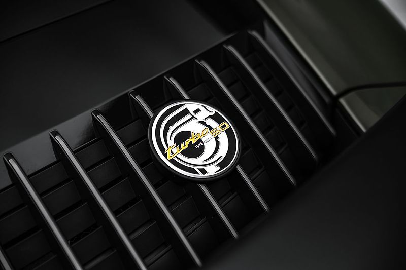 Porsche 911 TURBO 50 YEARS Keramiky Pano - fotka 13 z 30